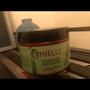 Rosemary Mint Strengthening Hair Masque